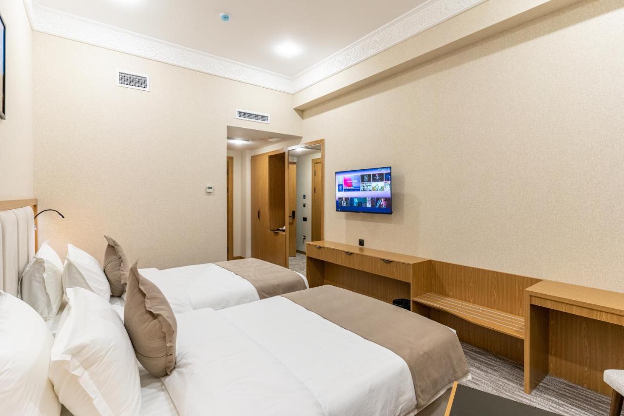 Mirzo Hotel Tashkent Exterior photo